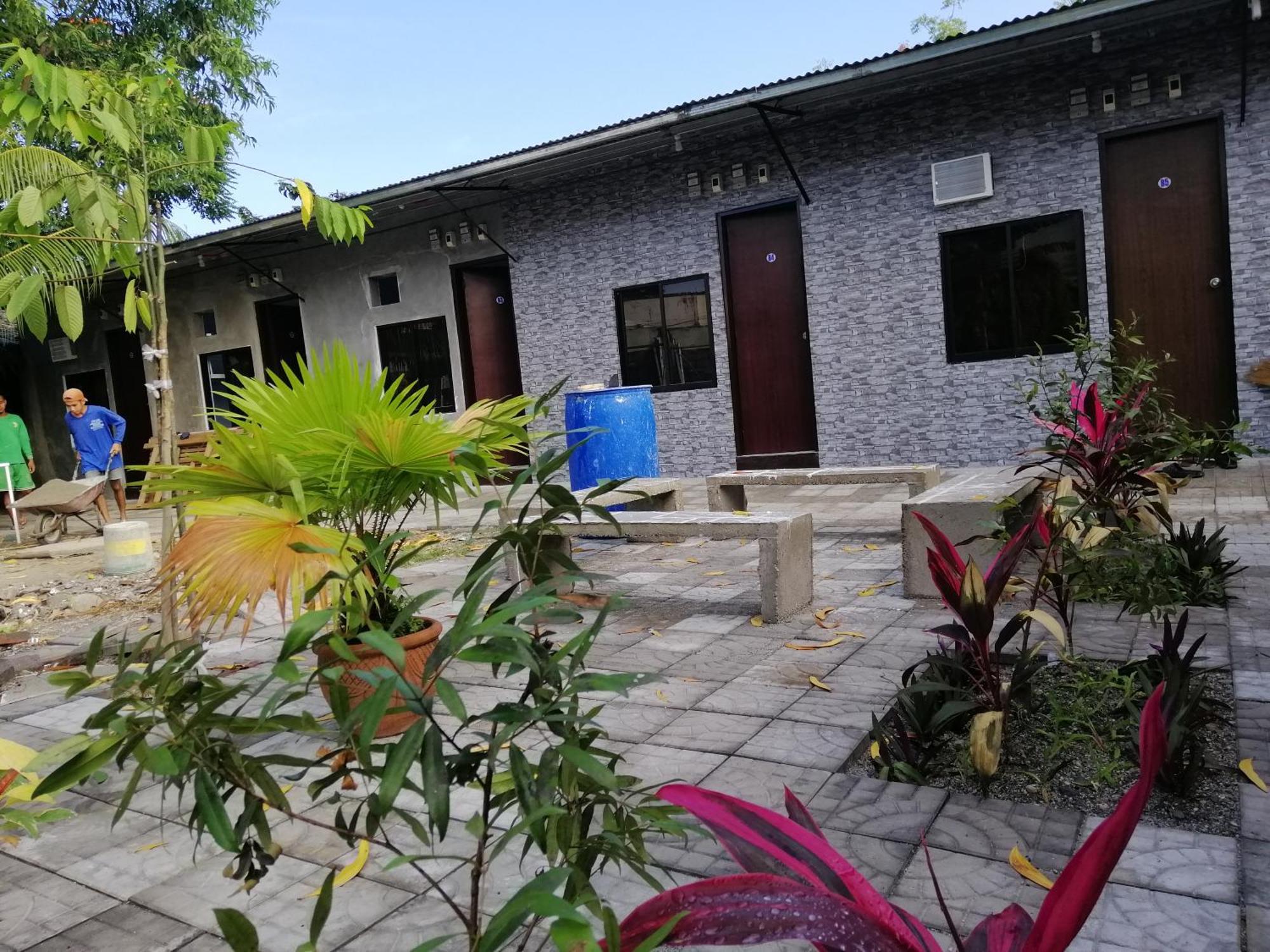 Katrina'S Dorm Hostel Tarlac Kültér fotó