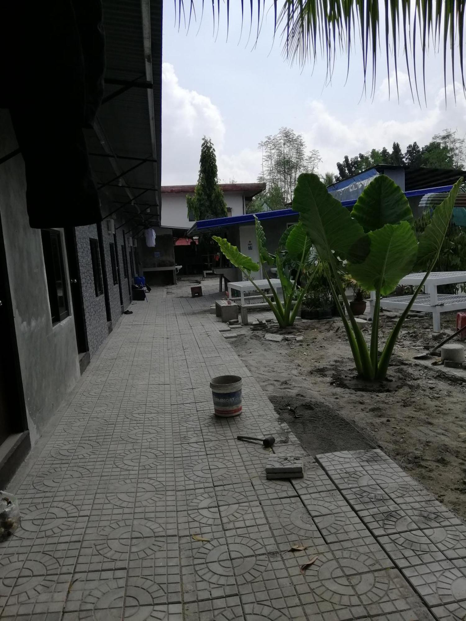Katrina'S Dorm Hostel Tarlac Kültér fotó