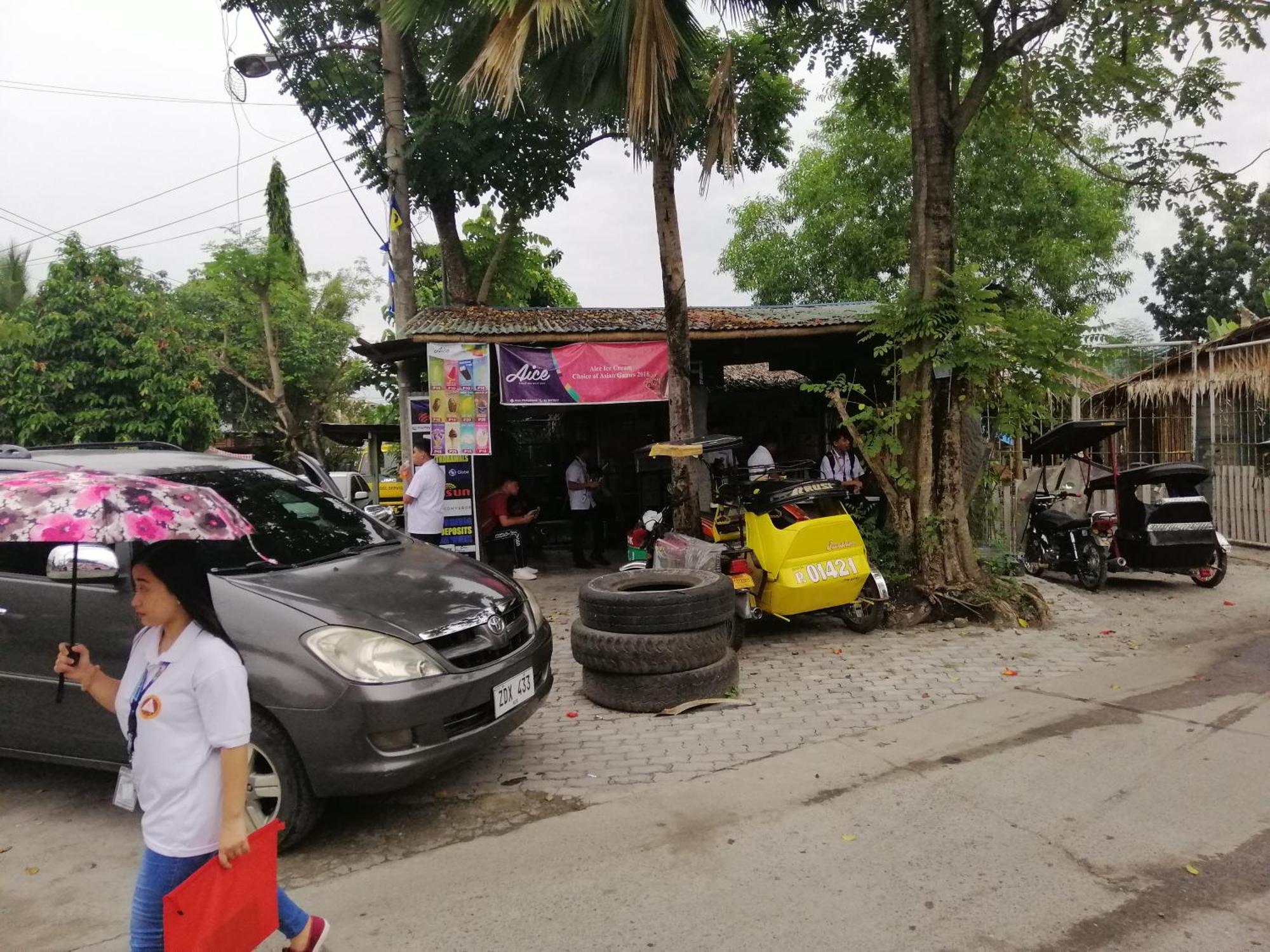 Katrina'S Dorm Hostel Tarlac Kültér fotó